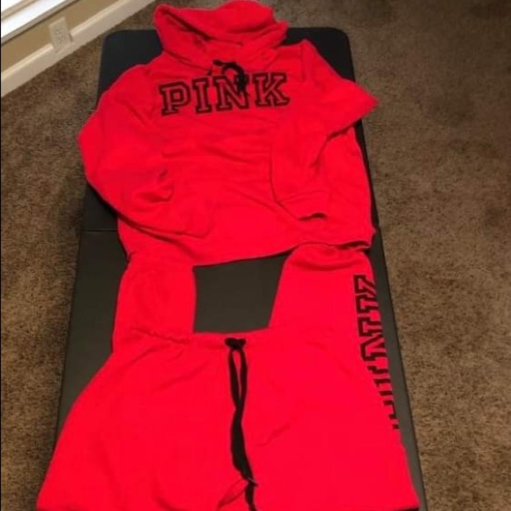 vs pink outfit